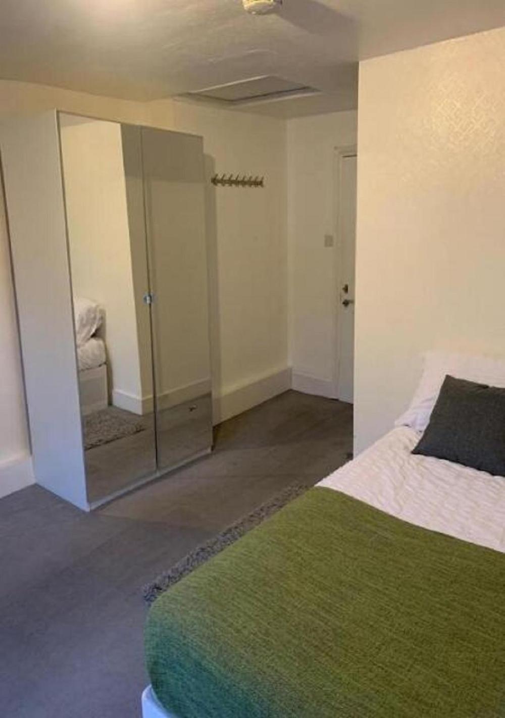 Pensión Balham, South Spacious, Lambert, 6 Available Londres